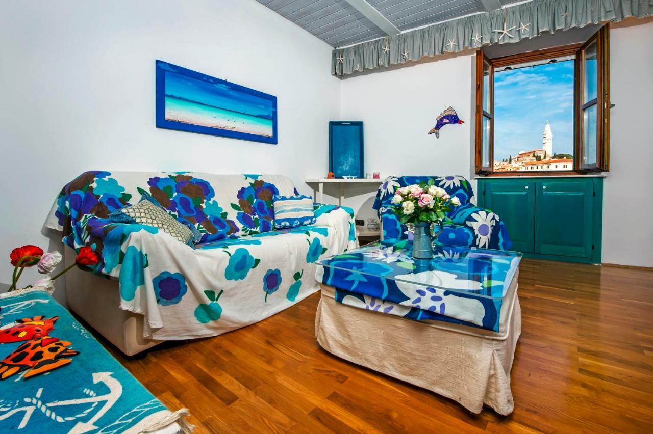 Riva Blu Sea View Apartment Rovigno Esterno foto